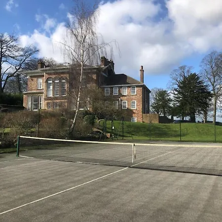 Historic Hall Wing Nr York & Leeds Free Hot Tub * Newton Kyme