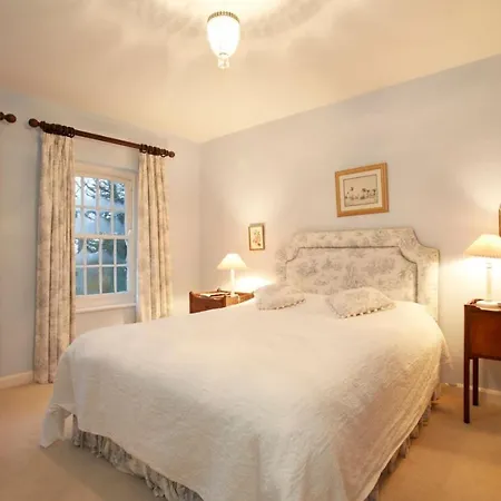 Historic Hall Wing Nr York & Leeds Free Hot Tub *