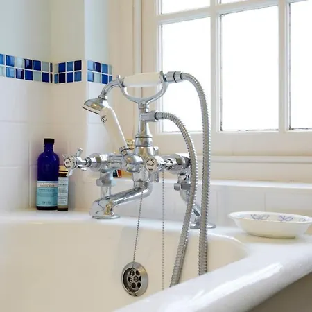 Historic Hall Wing Nr York & Leeds Free Hot Tub