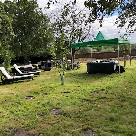 Historic Hall Wing Nr York & Leeds Free Hot Tub Casa de Férias