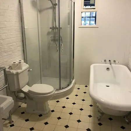 Historic Hall Wing Nr York & Leeds Free Hot Tub *