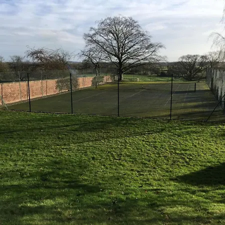 Casa de Férias Historic Hall Wing Nr York & Leeds Free Hot Tub *