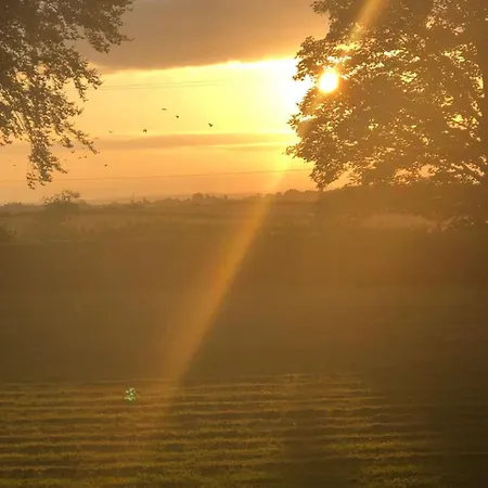 Historic Hall Wing Nr York & Leeds Free Hot Tub Casa de Férias *